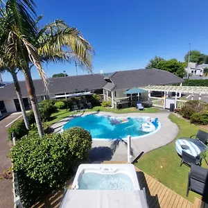 Summit Motor Tauranga